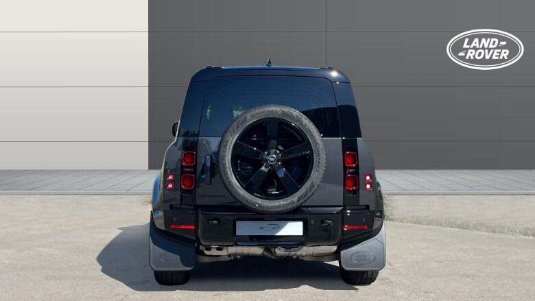 Land Rover Defender 3.0 D350 X-Dynamic SE 110 5dr Auto Diesel Estate